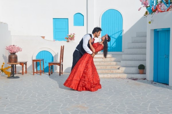 Red Wedding Dress India Couple